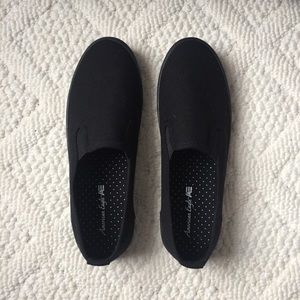 NEW American Eagle Slip-On Shoes